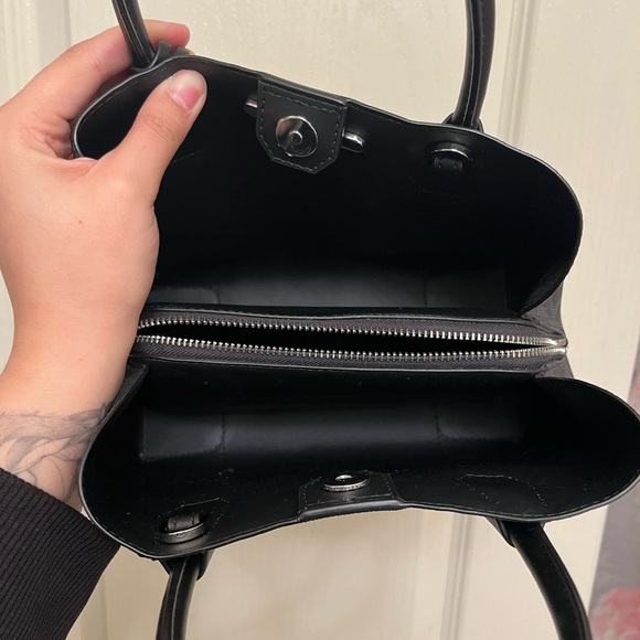 BRAND NEW Michael Kors MERCER GALLERY Satchel - Picture 10 of 11